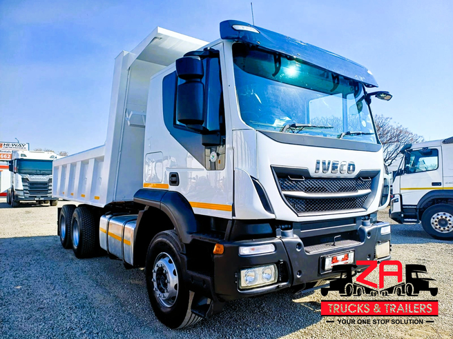 2020 IVECO TRAKKER 440 10 CUBE TIPPER #11368